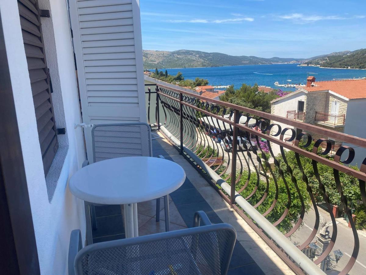 Villa Pandza Seget Vranjica Exteriör bild
